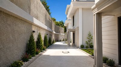Exterior 9