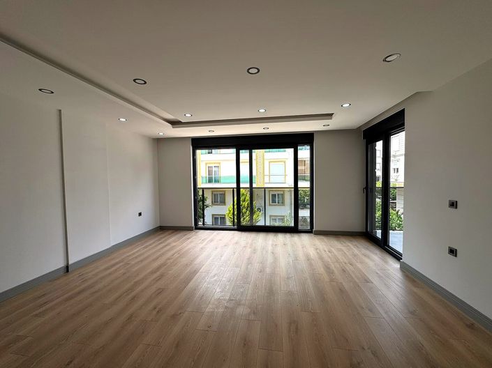 Image No.10-2 Bed Apartment for sale