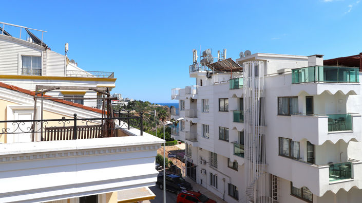 Image No.28-4 Bed Apartment for sale