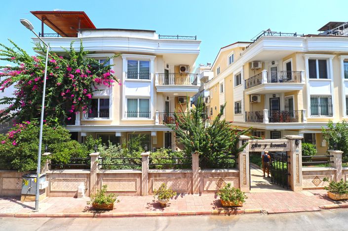 Image No.4-4 Bed Apartment for sale