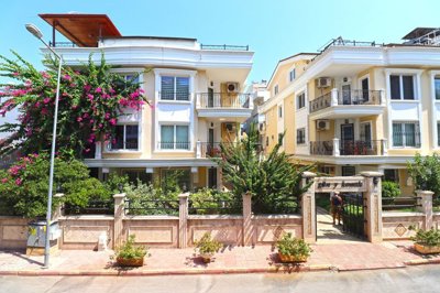 Exterior 4