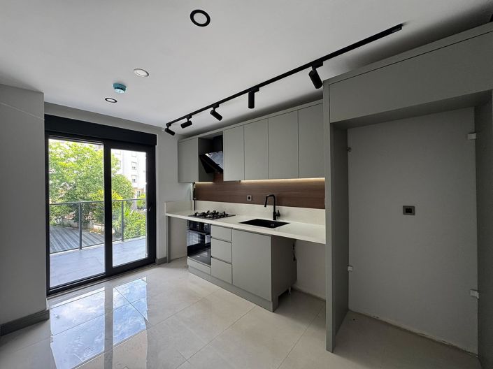 Image No.8-4 Bed Apartment for sale