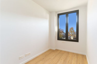 Interior 5