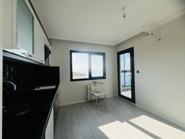 Interior 7