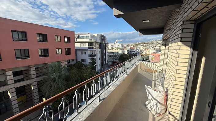 Image No.28-2 Bed Apartment for sale