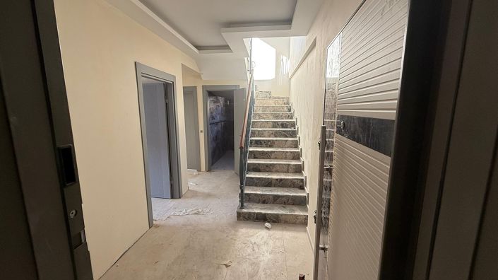 Image No.28-3 Bed Apartment for sale