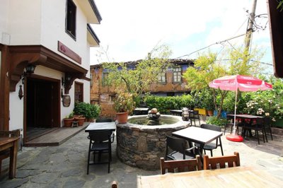 Exterior 5