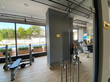Exterior 14