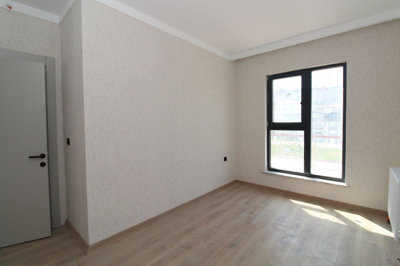 Interior 10