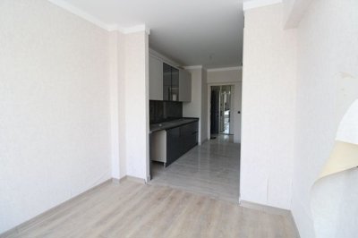 Interior 5