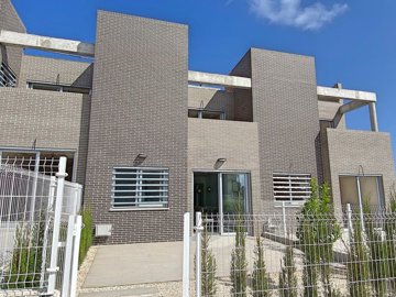 Exterior 3