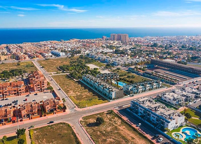 Image No.5-2 Bed Apartment for sale