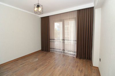 Interior 13