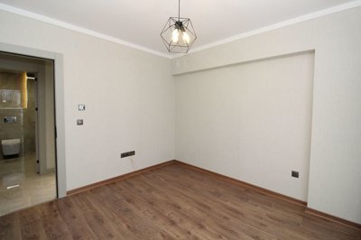 Interior 14