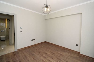 Interior 14