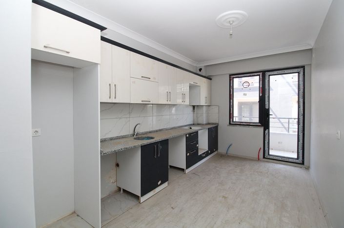 Image No.13-4 Bed Apartment for sale