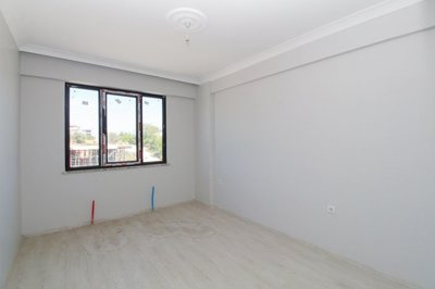 Interior 5