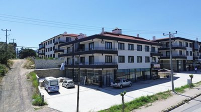 Exterior 5