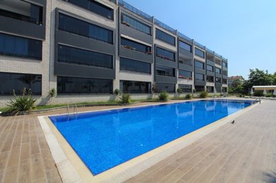 Exterior 6
