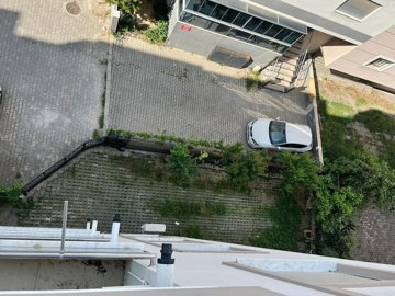 Exterior 6
