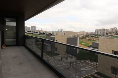 Exterior 8