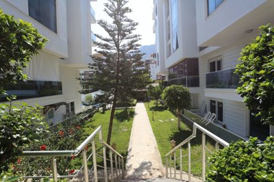 Exterior 9