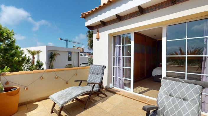 Image No.28-5 Bed House/Villa for sale