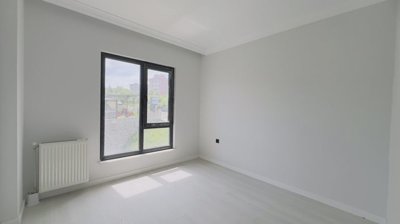 Interior 9