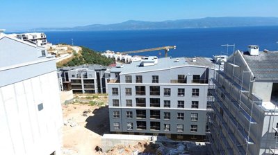 Exterior 4
