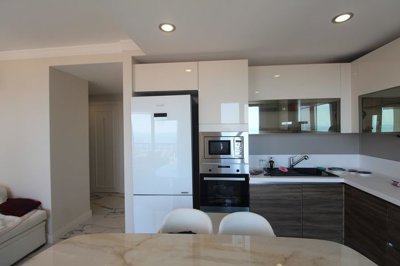 Interior 5