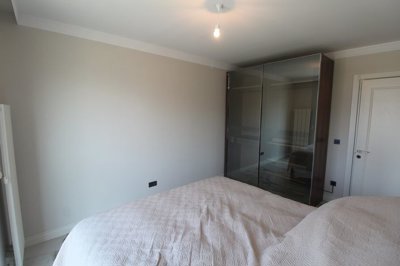 Interior 7