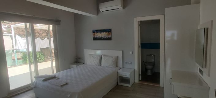 Image No.31-2 Bed House/Villa for sale