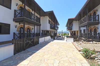 Exterior 11