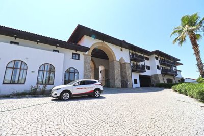 Exterior 6