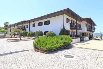 Exterior 8