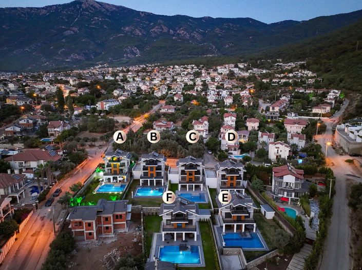 Image No.4-5 Bed House/Villa for sale