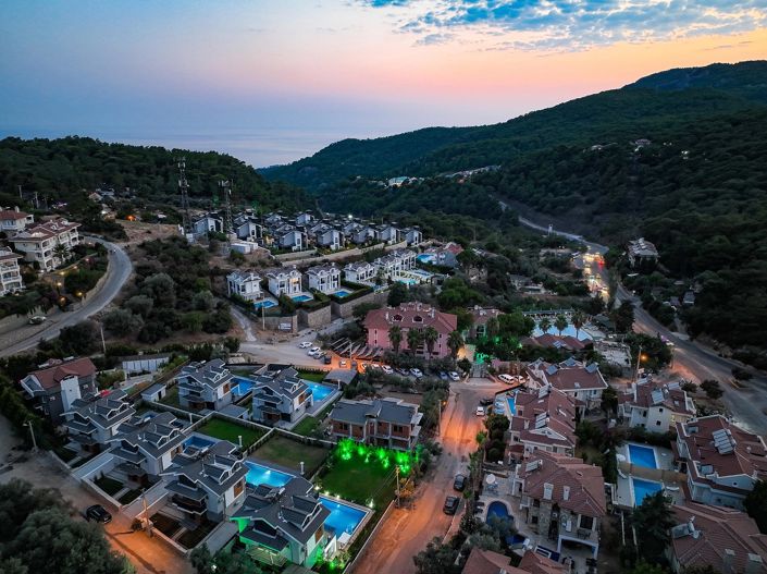 Image No.5-5 Bed House/Villa for sale