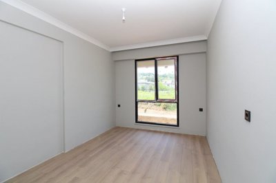 Interior 9