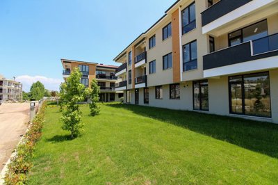 Exterior 14