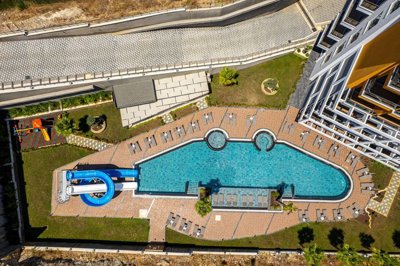 Exterior 10