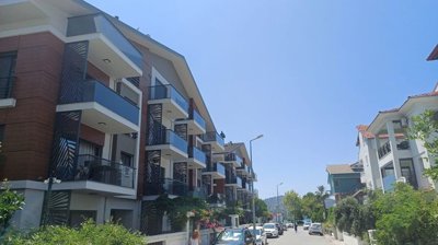 Exterior 2