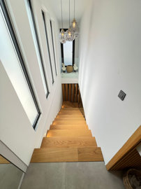 Interior 7