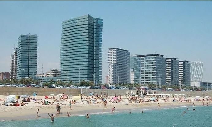 Image No.2-Appartement de 2 chambres à vendre à Barcelona