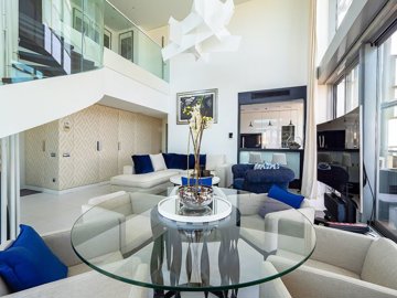 Interior 2