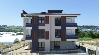Exterior 4