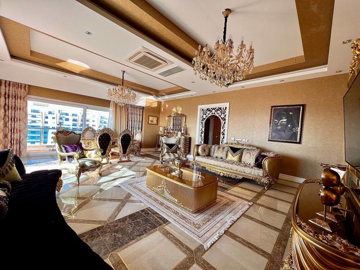 Image No.17-4 Bed Apartment for sale