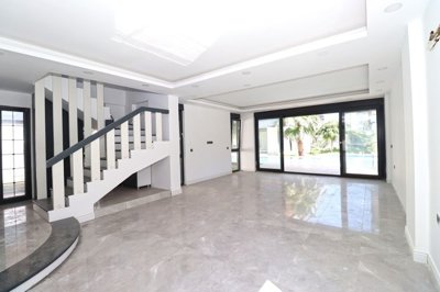 Interior 1