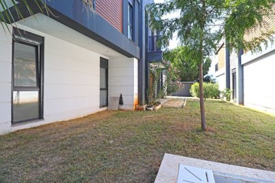 Exterior 7