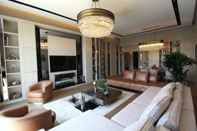 Interior 2