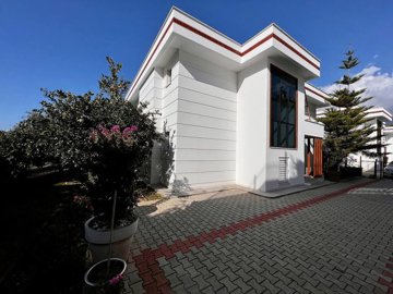 Exterior 11